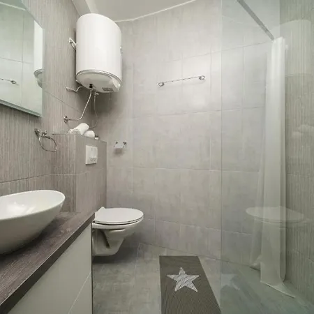 Apartments Dobrenic Vodice Exterior photo