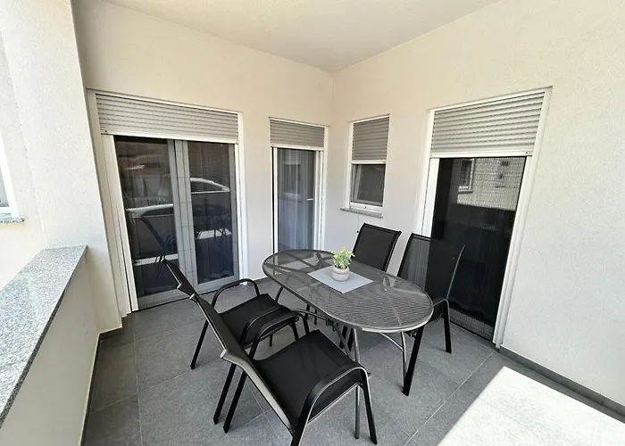 Apartments Dobrenic