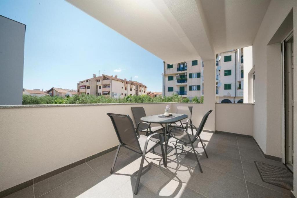 Dobrenic Apartment