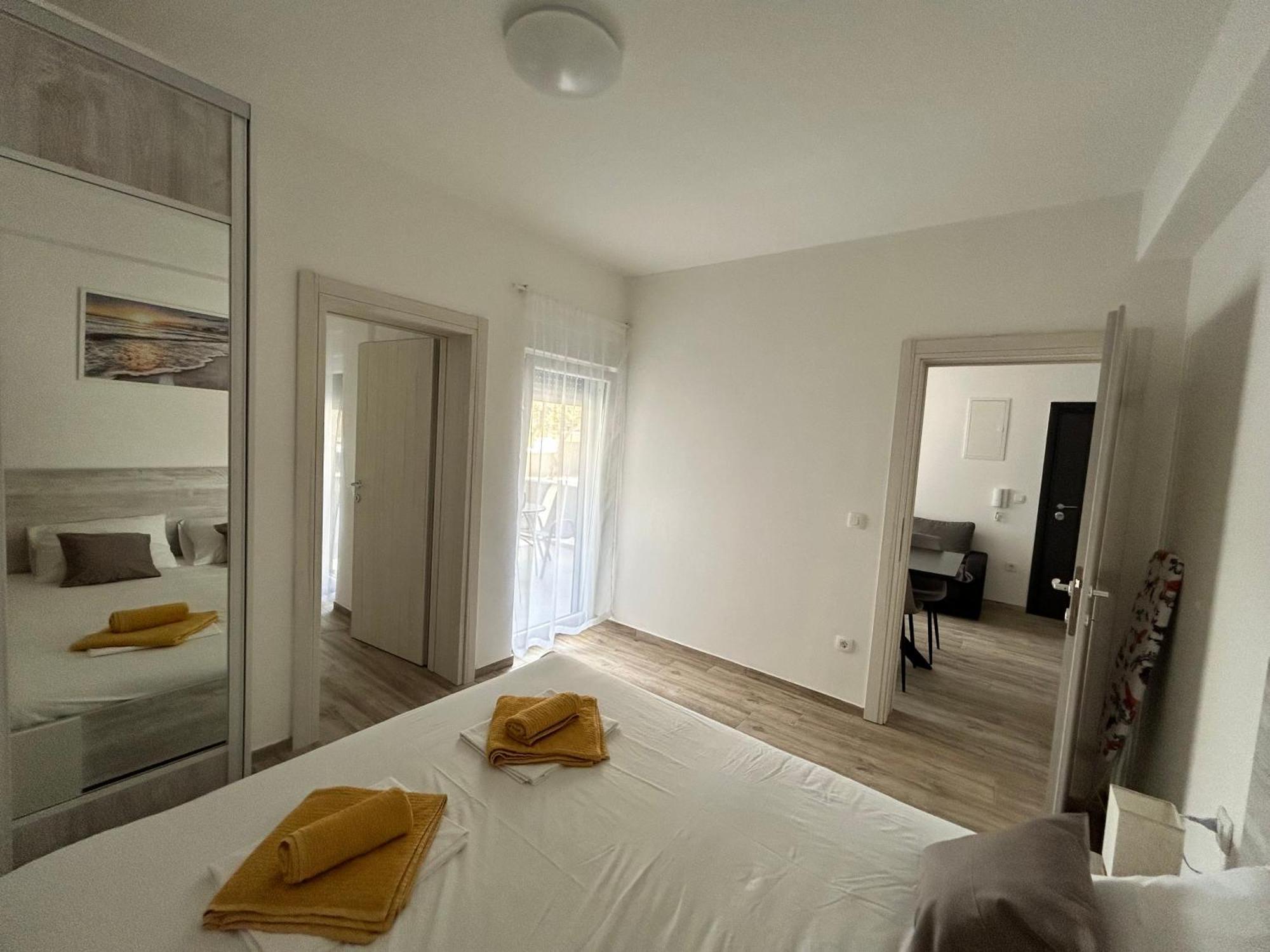 Dobrenic Apartment *