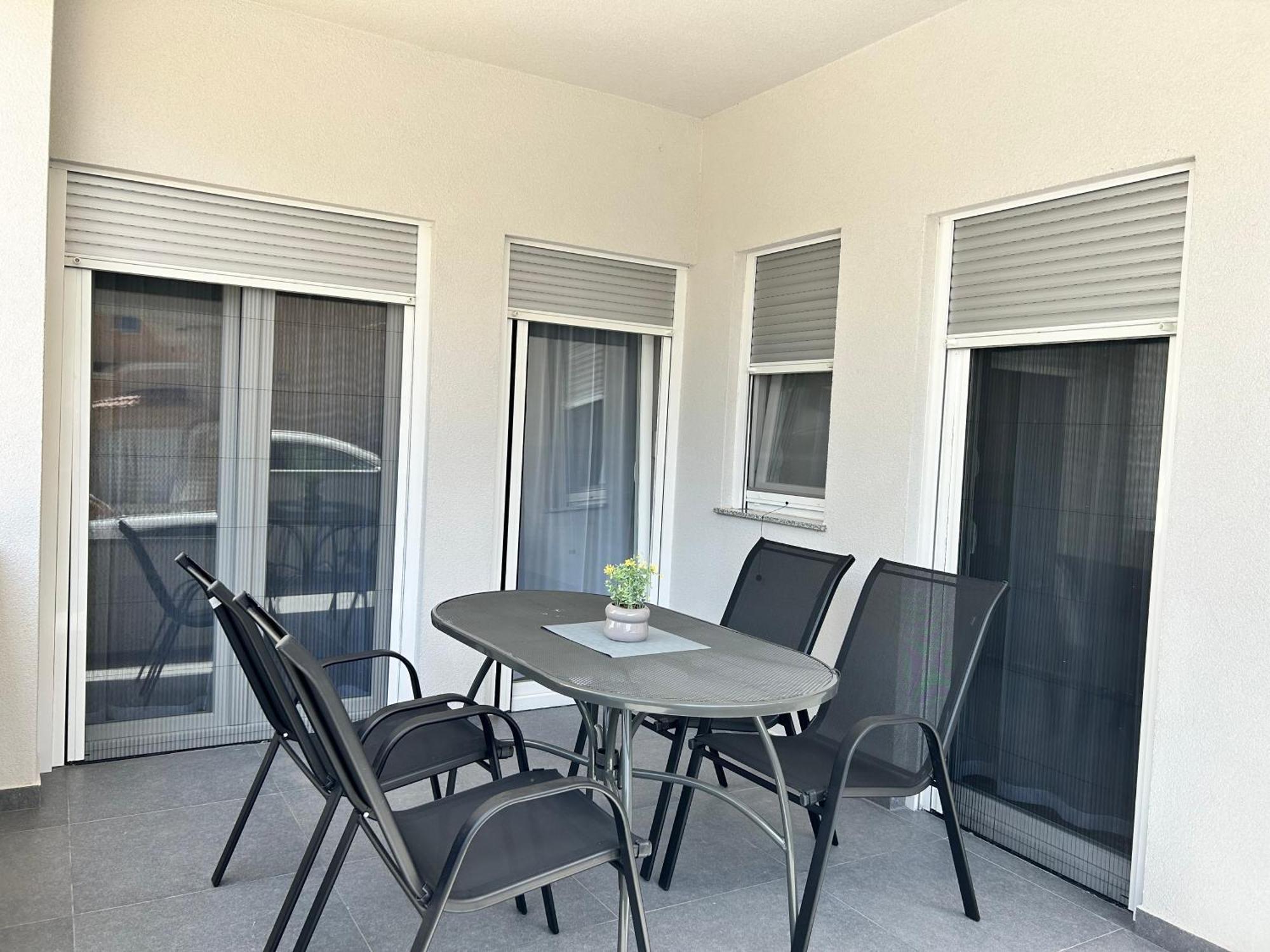 Dobrenic Apartment
